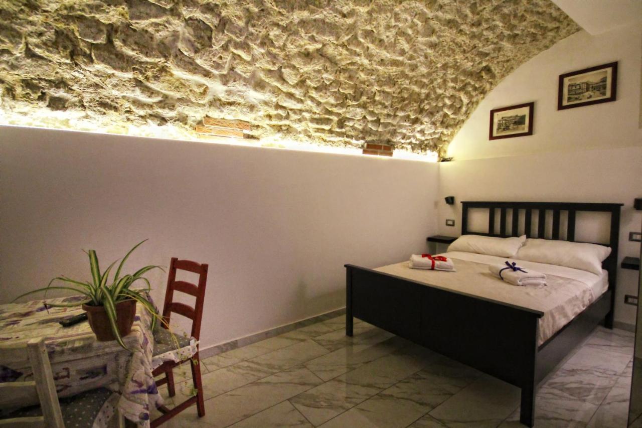 Il Rifugio 21 Hotell Pozzuoli Exteriör bild